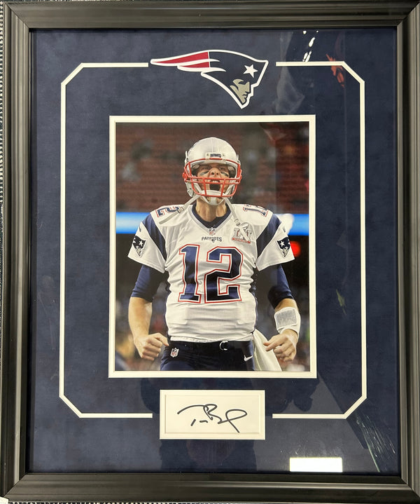 Patriots Tom Brady Autographed Display